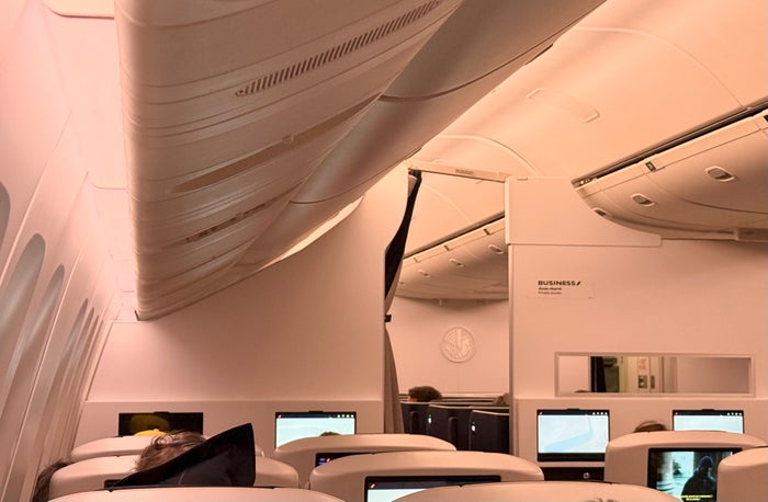 Air France Boeing 777 300 premium economy overhead lockers and no air vents