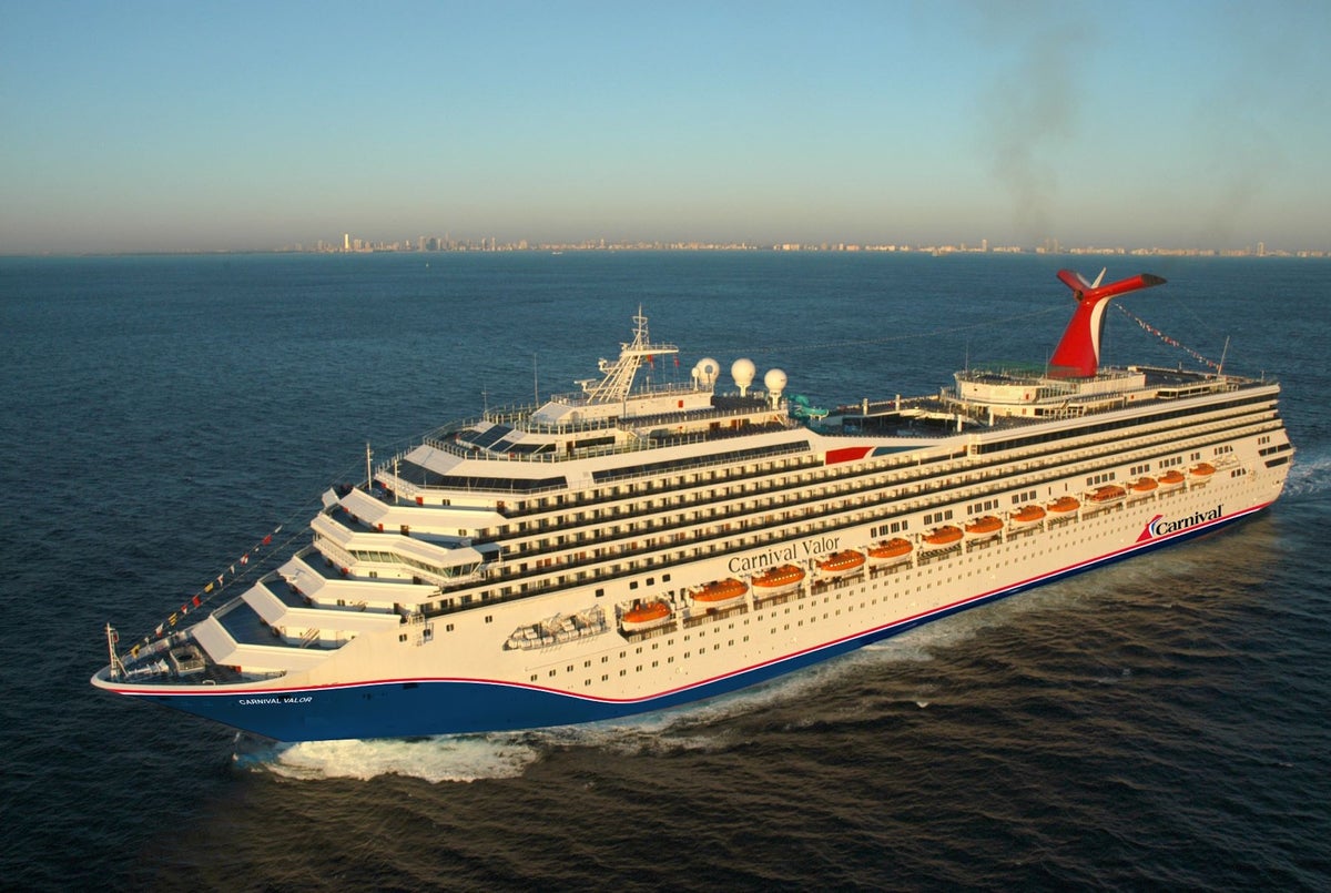 Carnival Cruise Line Launching New ‘Carnival Rewards’ Program in 2026