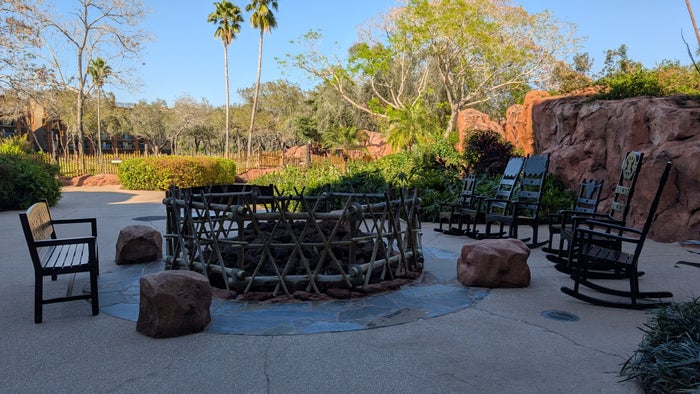 Disneys Animal Kingdom Lodge amenities activities fire pit Disneys Animal Kingdom Lodge amenities activities fire pit