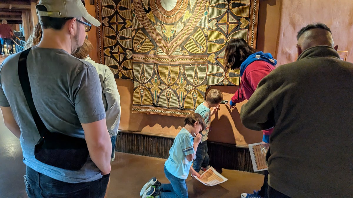 Disneys Animal Kingdom Lodge amenities activities scavenger hunt