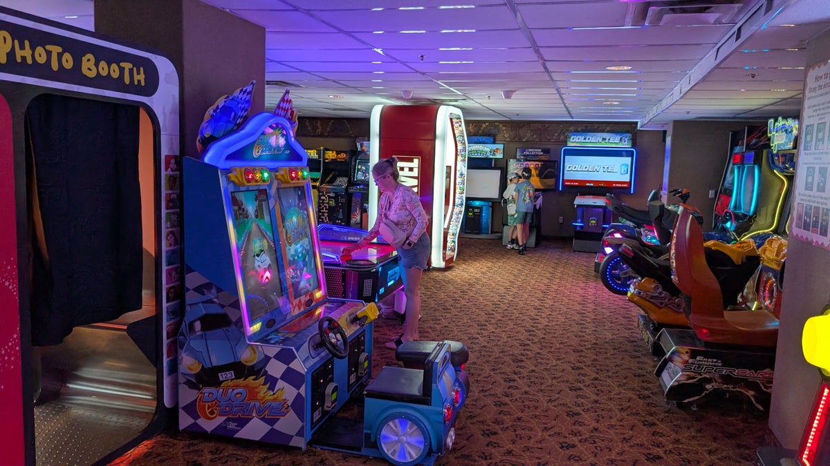 Disneys Animal Kingdom Lodge amenities arcade