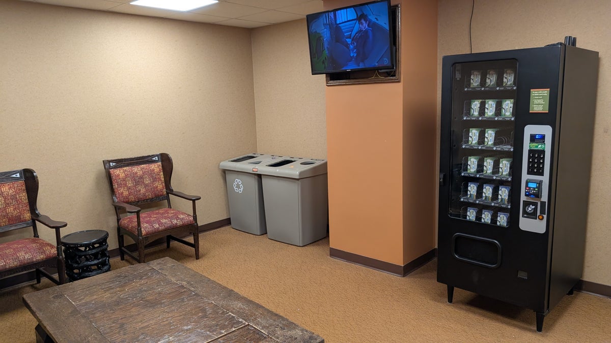 Disneys Animal Kingdom Lodge amenities laundry room vending