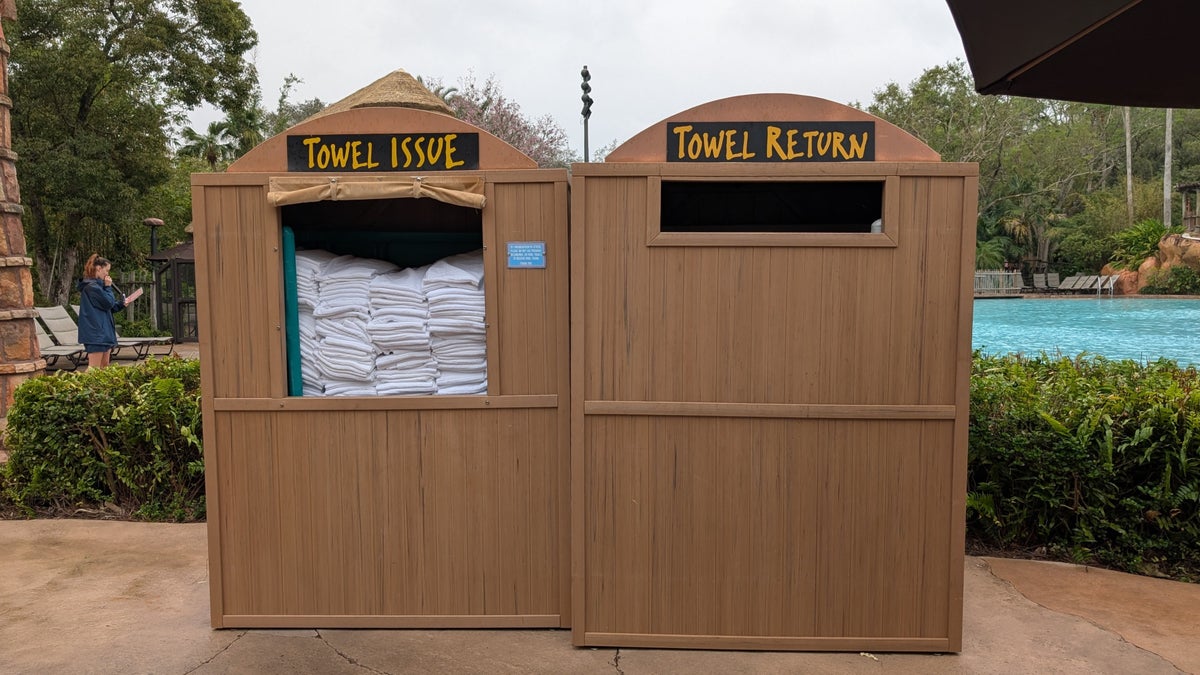 Disneys Animal Kingdom Lodge amenities pool towels