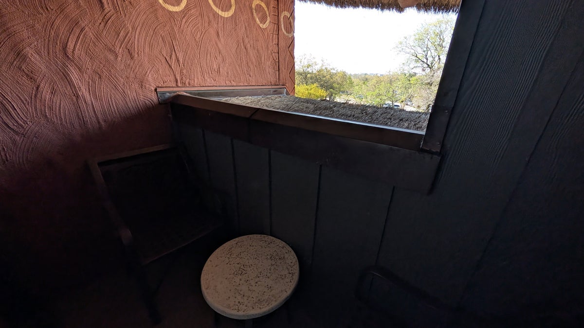 Disneys Animal Kingdom Lodge guest room balcony furniture 