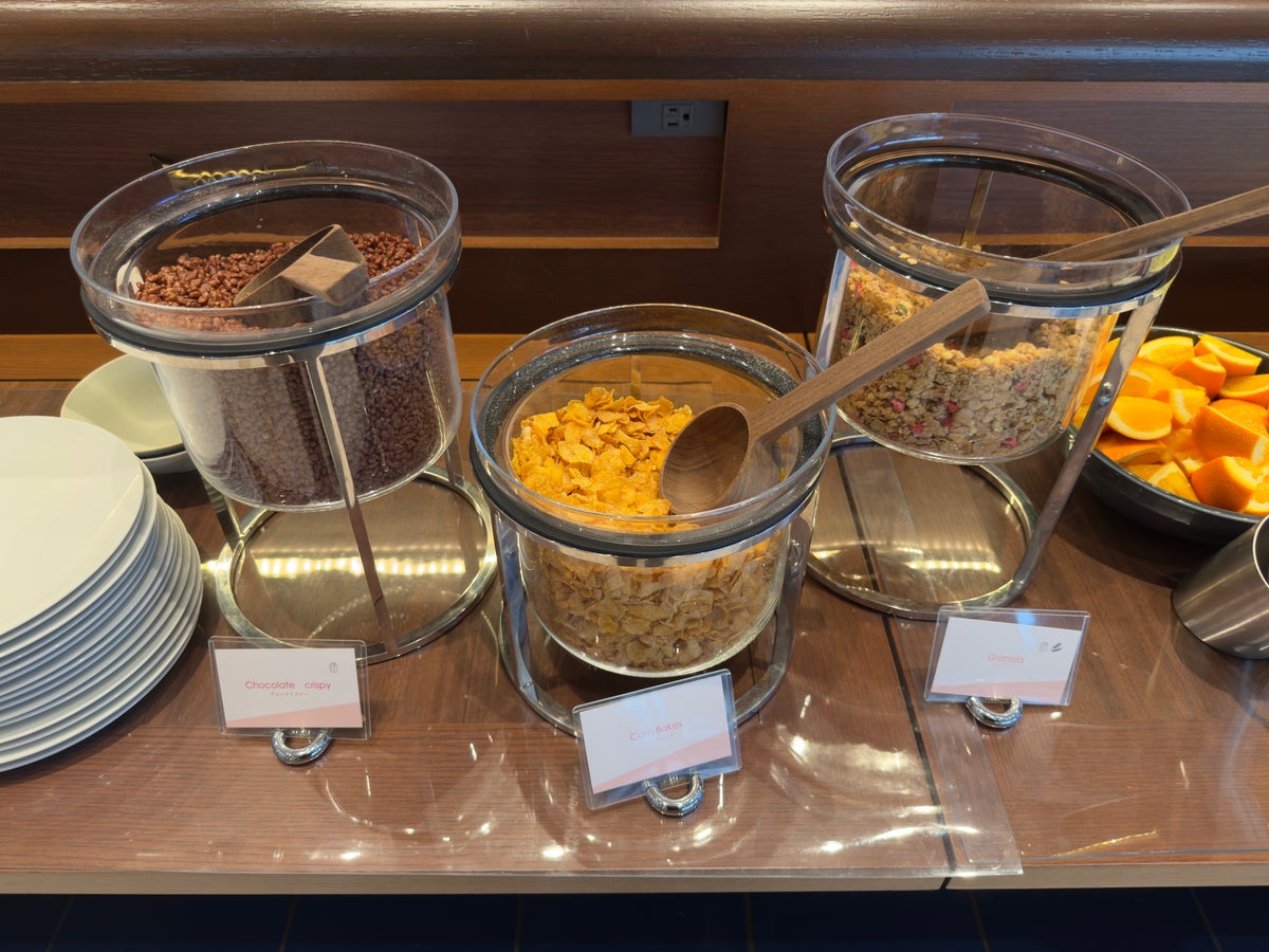 DoubleTree by Hilton Tokyo Ariake breakfast cereal
