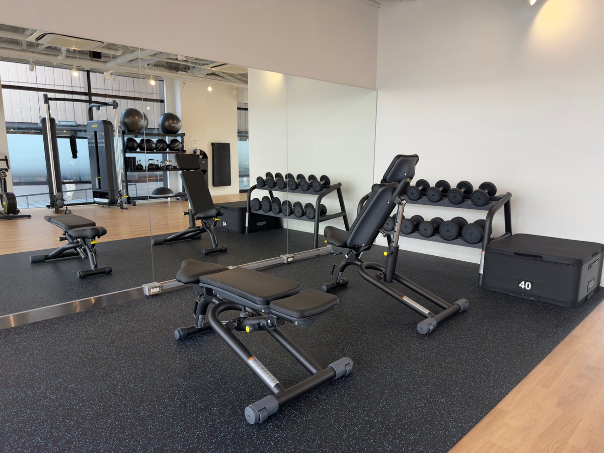 DoubleTree by Hilton Tokyo Ariake free weights