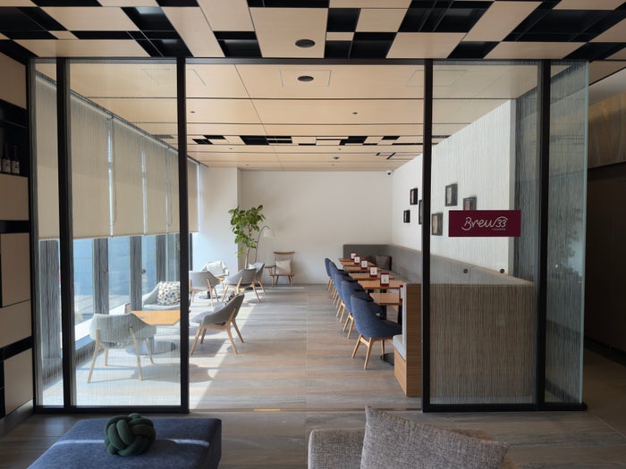 DoubleTree by Hilton Tokyo Ariake lobby lounge