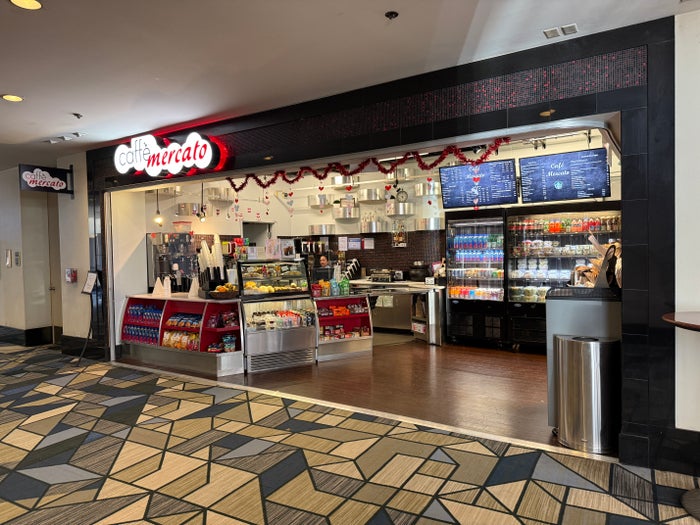 Hilton ORD Cafe Mercato
