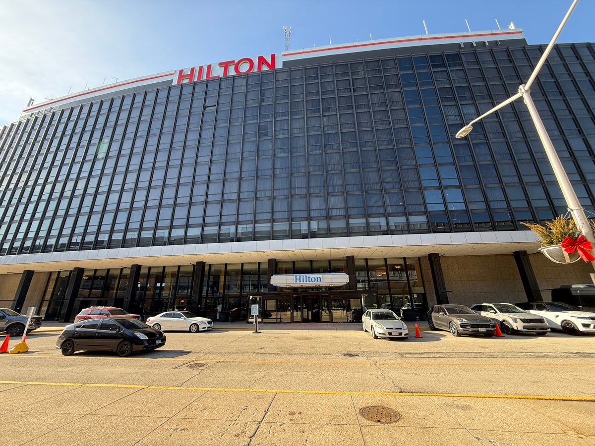 Hilton ORD Exterior