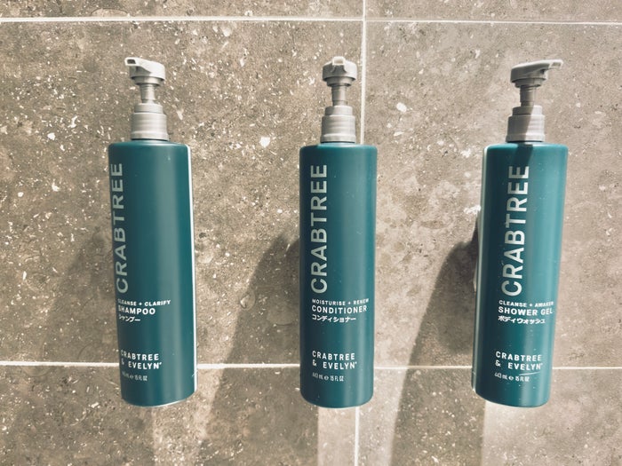 Hilton Yokohama bathroom shower toiletries