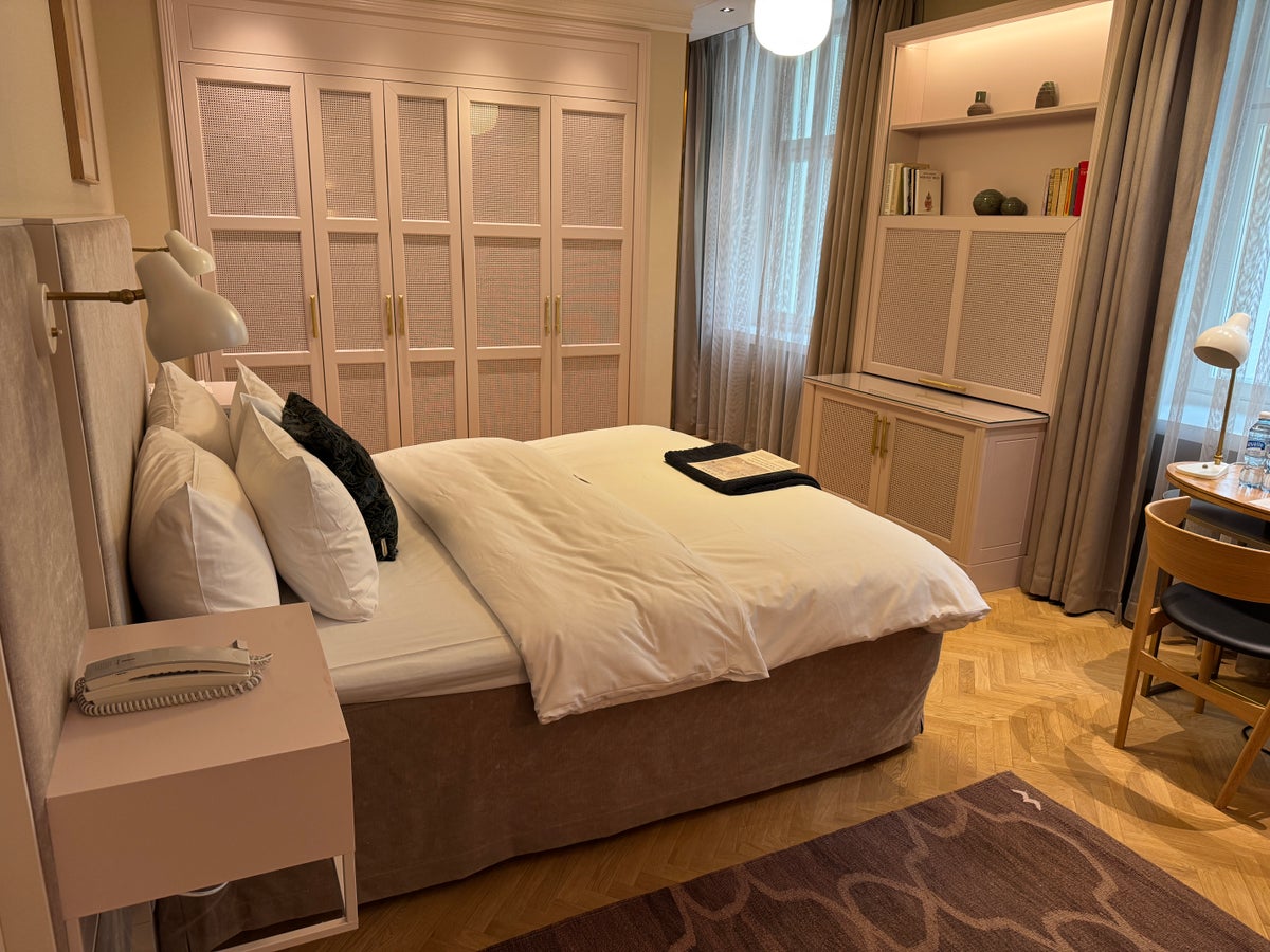 Hotel St George bedroom
