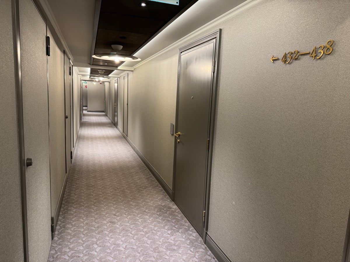 Hotel St George hallway to room