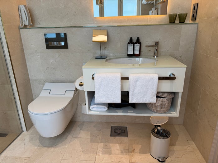 Hotel St George vanity Hotel St George vanity
