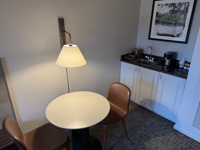 Hyatt Regency Sonoma Wine Country Sonoma Suite living room table chairs
