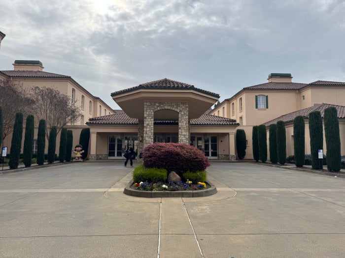 Hyatt Regency Sonoma Wine Country front entrance