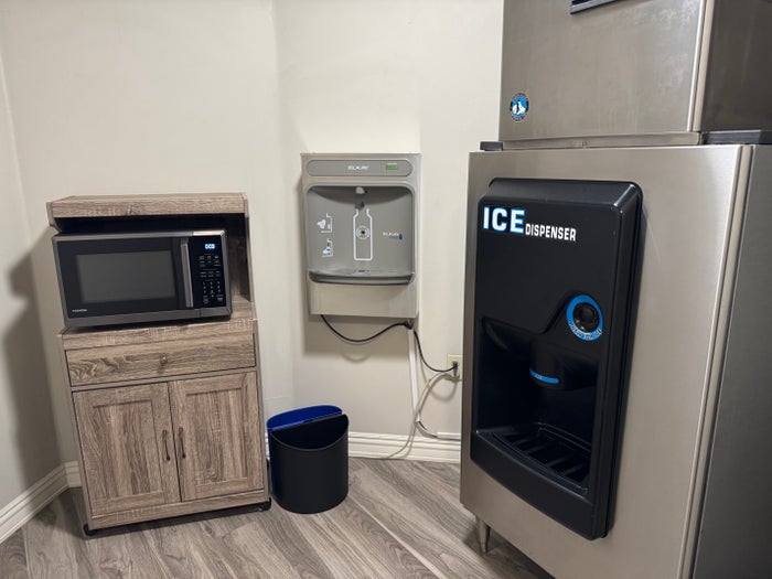 Hyatt Regency Sonoma Wine Country ice water microwave