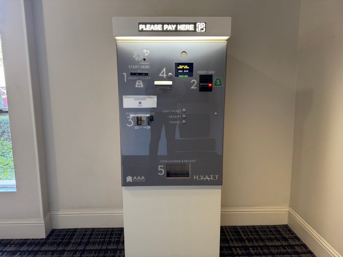 Hyatt Regency Sonoma Wine Country parking pay machine