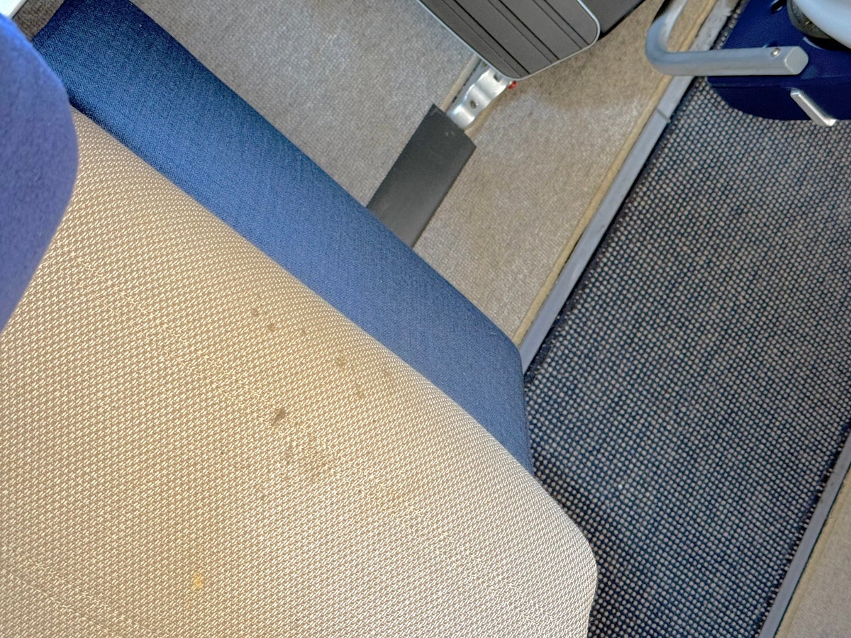 ITA Airways Airbus A350 premium economy more stains on seats