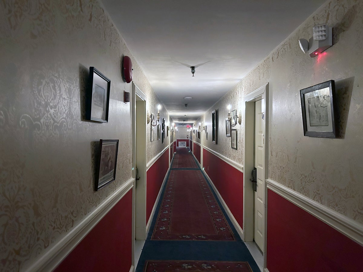 Inn at Saratoga hallway