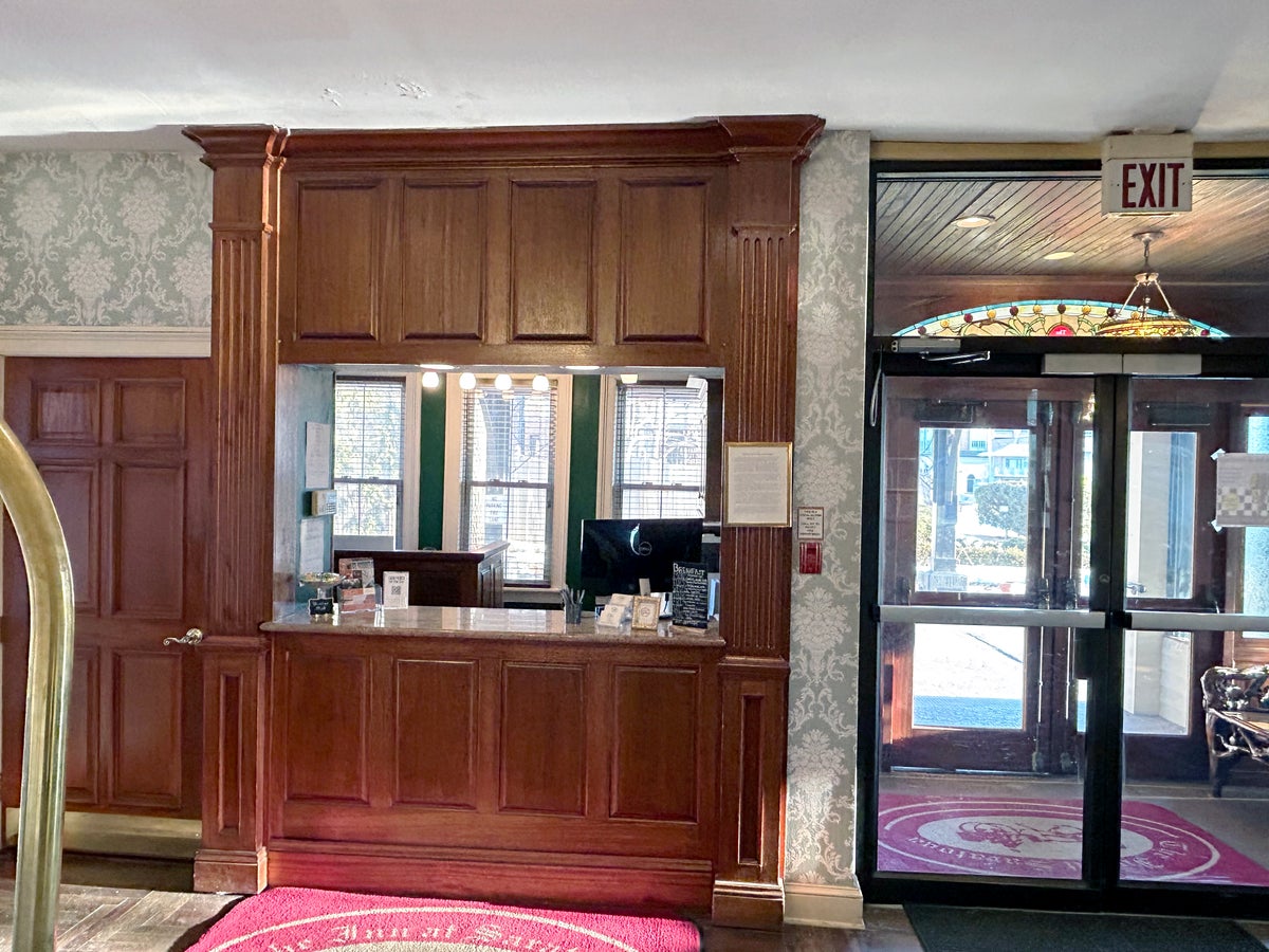 Inn at Saratoga reception
