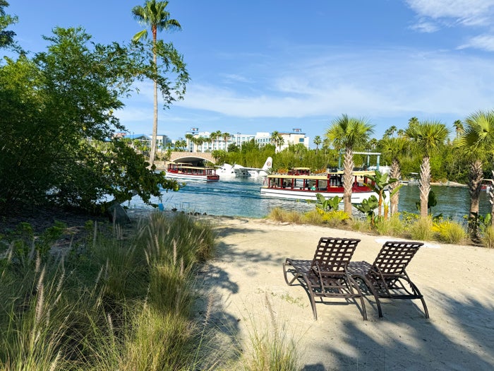 Loews Royal Pacific Hotel Universal Orlando beach and river Loews Royal Pacific Hotel Universal Orlando beach and river