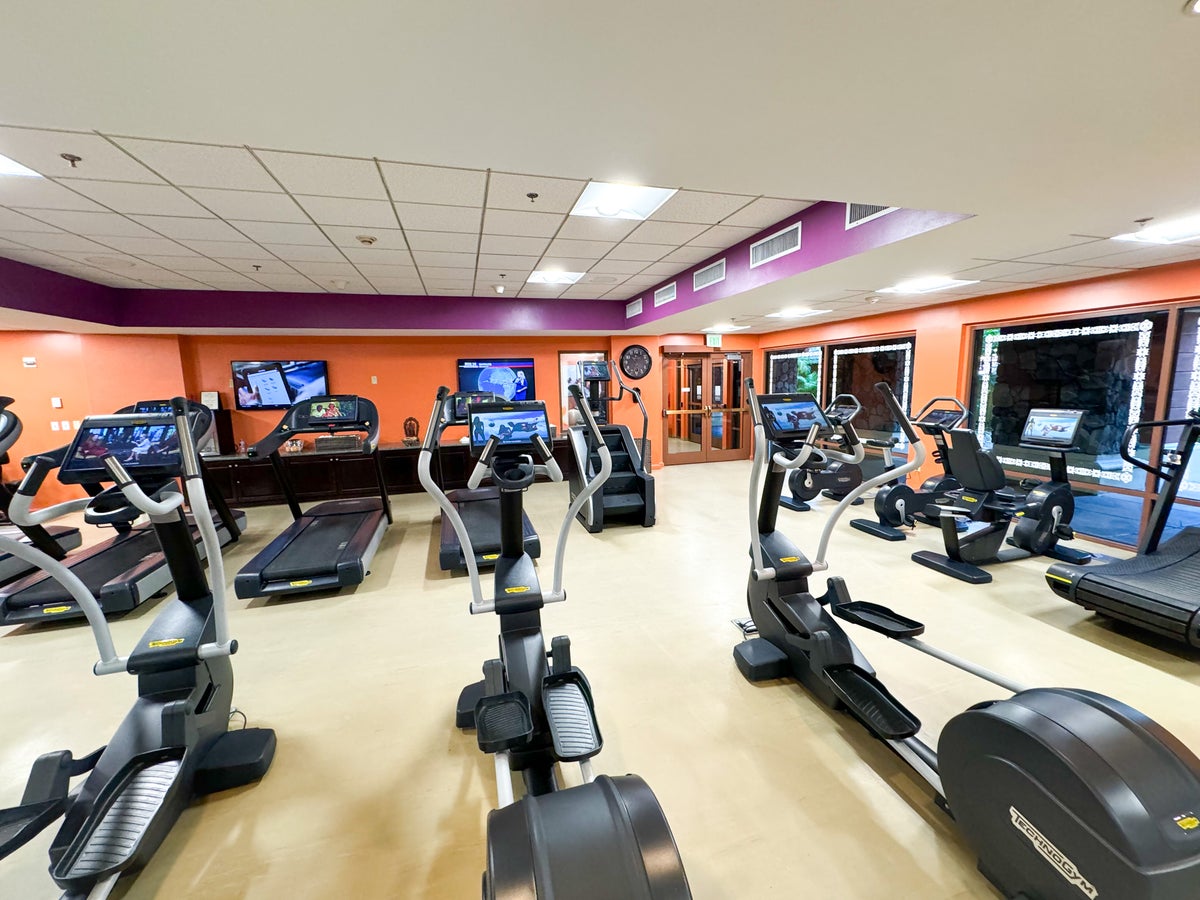 Loews Royal Pacific Hotel Universal Orlando gym elliptical