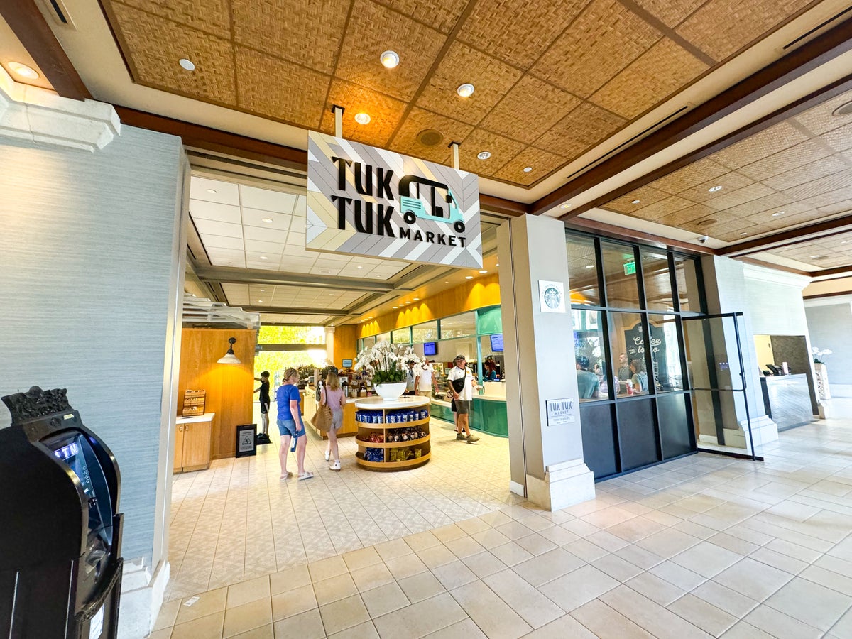 Loews Royal Pacific Hotel Universal Orlando starbucks tuk tuk market
