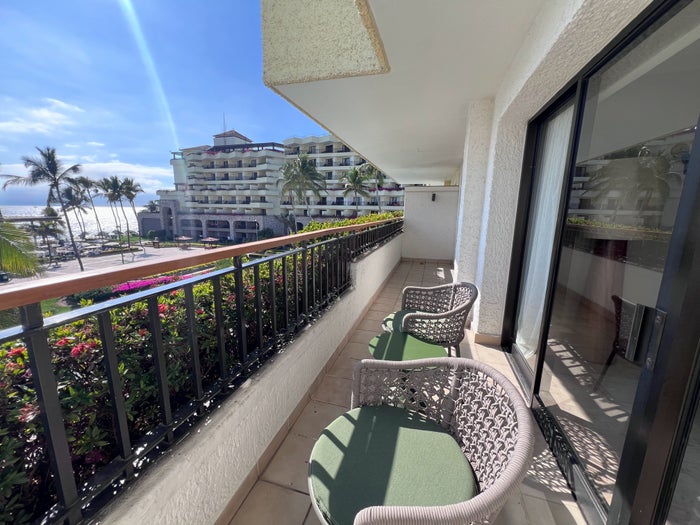 Marriott Puerto Vallarta Junior Suite balcony Marriott Puerto Vallarta Junior Suite balcony