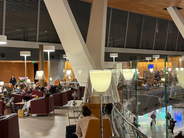 Platinum Gold Lounge North DOH seating along edge
