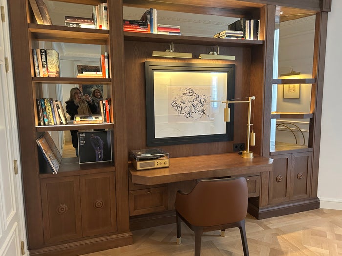 The Palace, a Luxury Collection Hotel, Madrid suite workspace