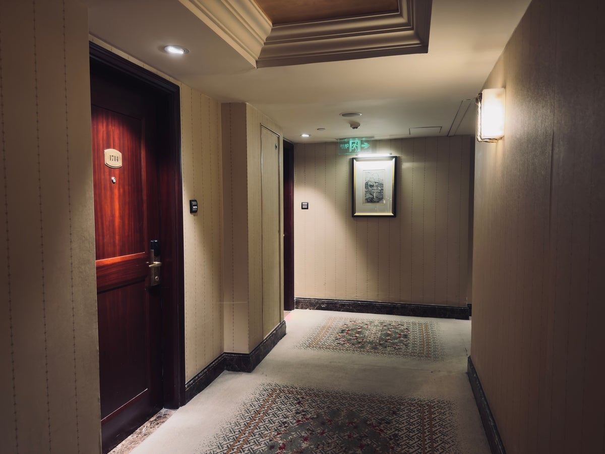 The St. Regis Beijing guest floor hallway