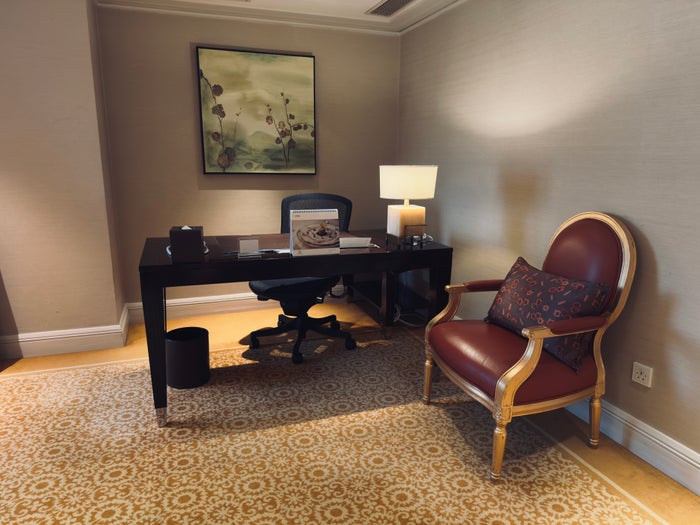 The St. Regis Beijing workstation The St. Regis Beijing workstation