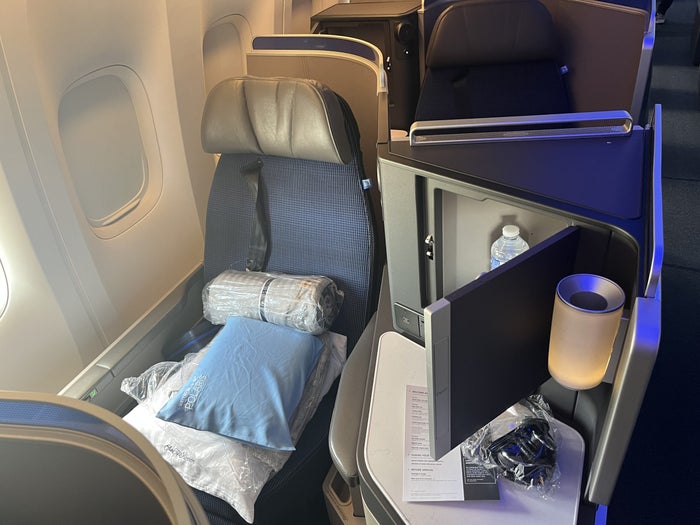 Flying Mom to South Korea in Business Class: Here’s How I Booked It for Under 200K Points