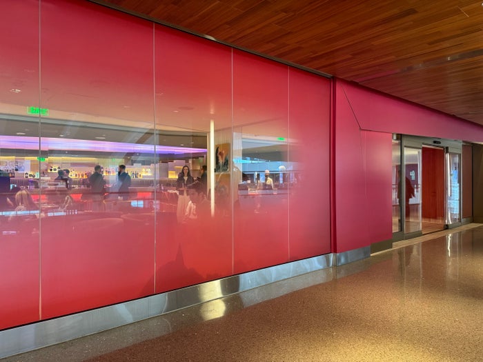 Virgin Atlantic Clubhouse LAX view from hallway Virgin Atlantic Clubhouse LAX view from hallway