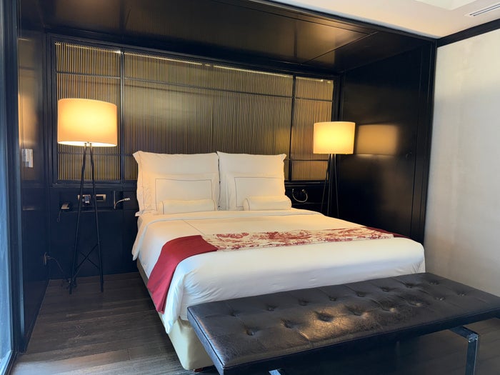 AMANOR Hotel Chiang Mai bed side view AMANOR Hotel Chiang Mai bed side view