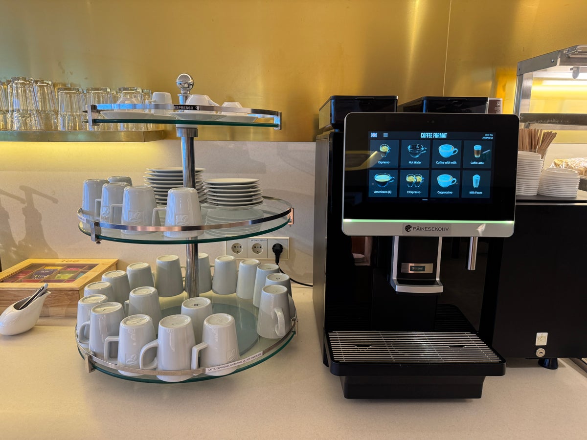 Airport Lounge by LHV TLL coffee