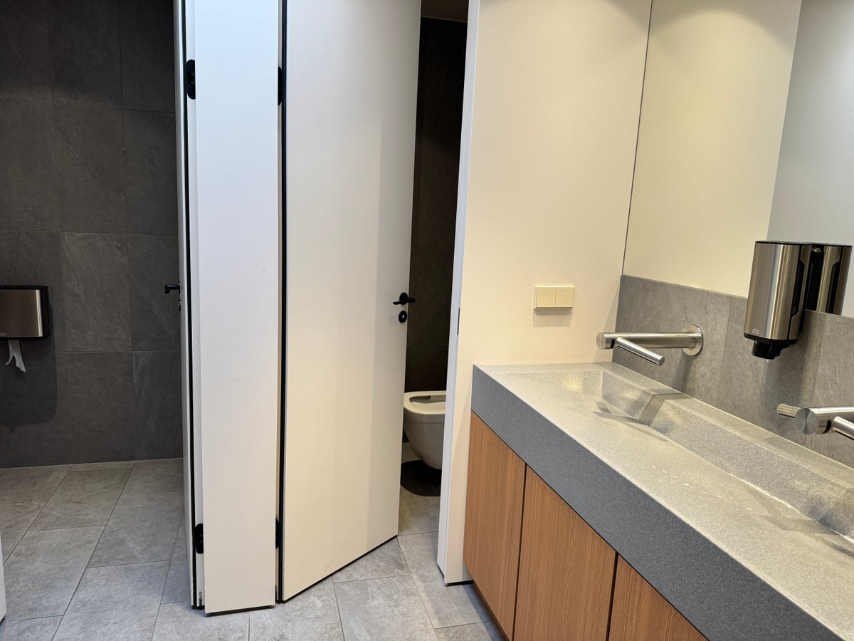 Airport Lounge by LHV TLL unisex bathrooms