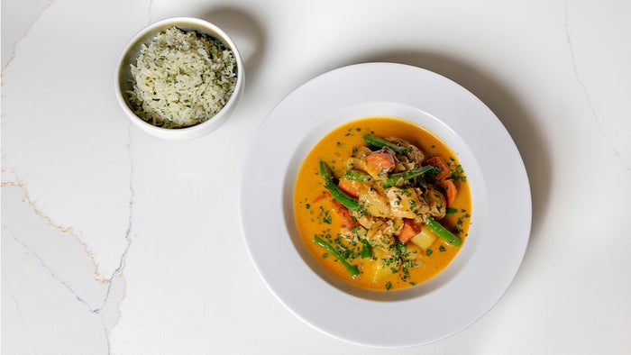 American airlines Dallas chicken curry