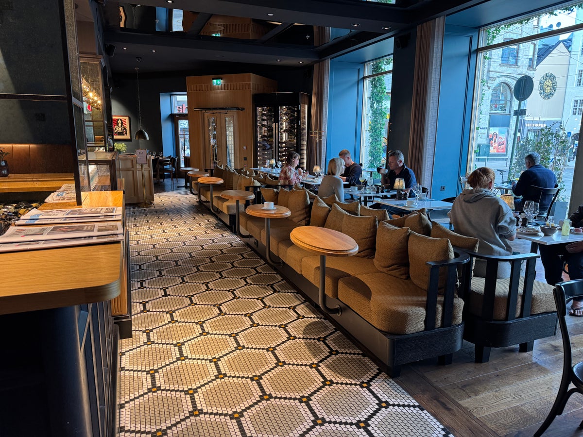 Amerikalinjen Atlas breakfast area near bar