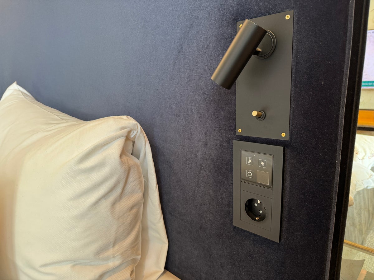 Amerikalinjen lamp and controls