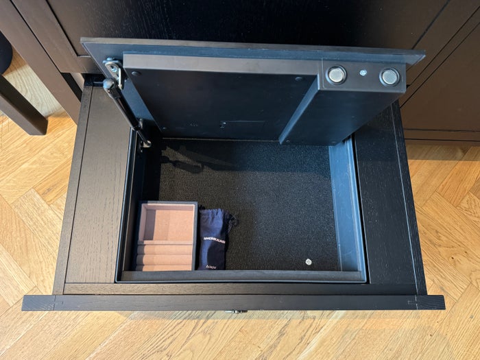 Amerikalinjen open safe Amerikalinjen open safe