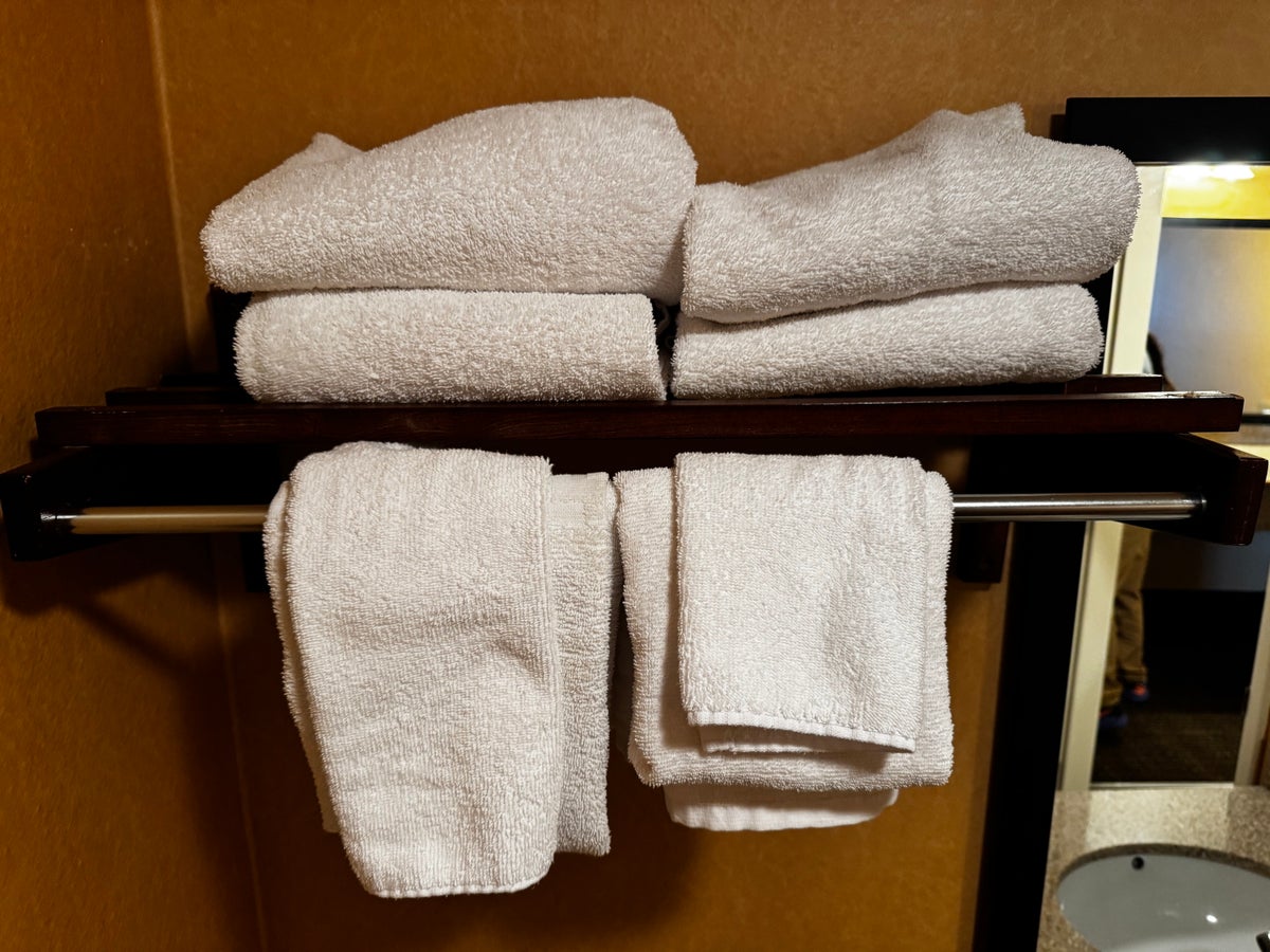 Best Western Plus Rubys Inn bathroom towels