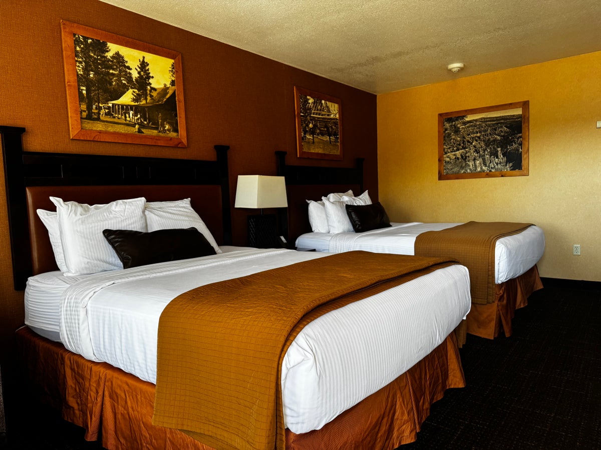 Best Western Plus Rubys Inn bedroom closeup