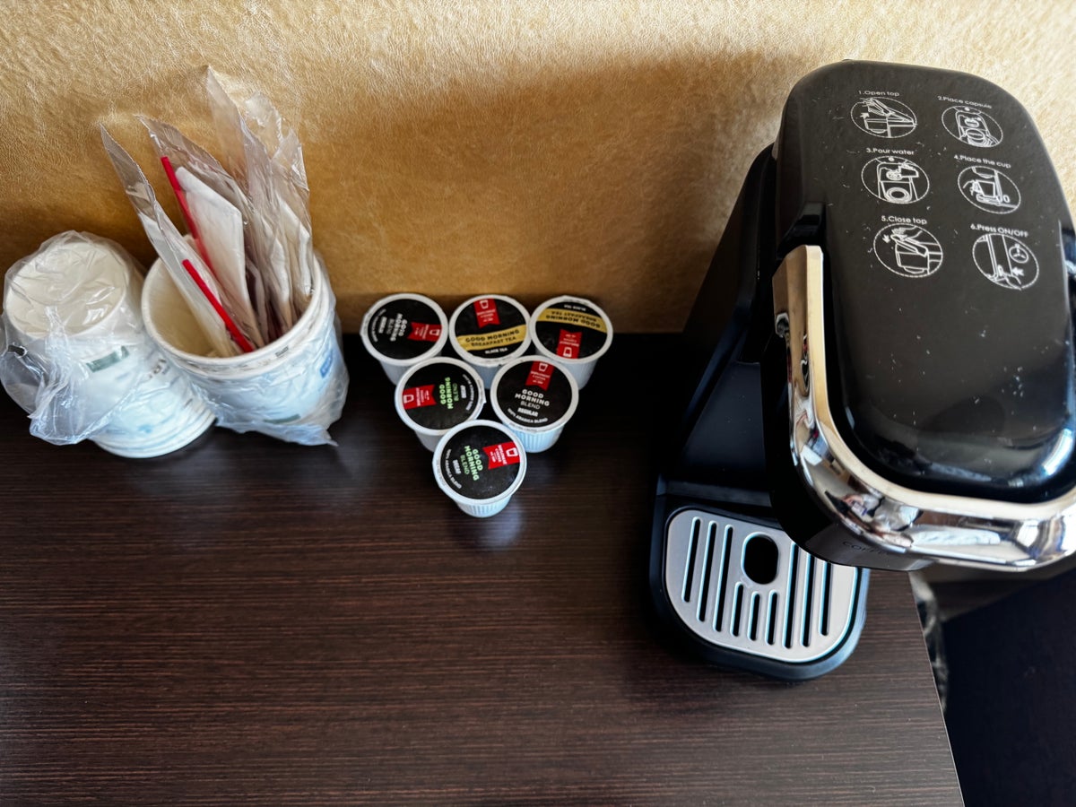 Best Western Plus Rubys Inn bedroom coffee