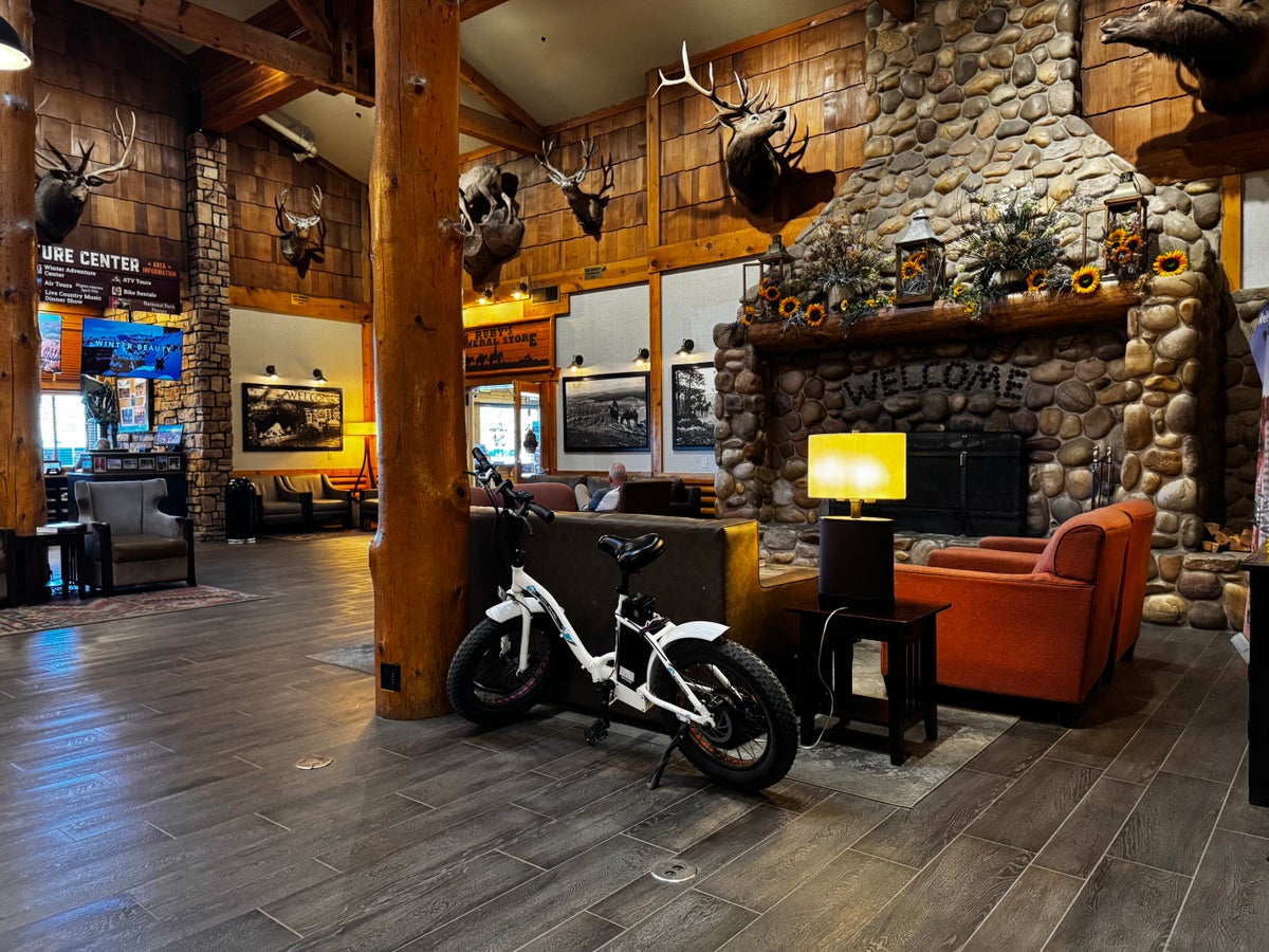Best Western Plus Rubys Inn lobby fireplace