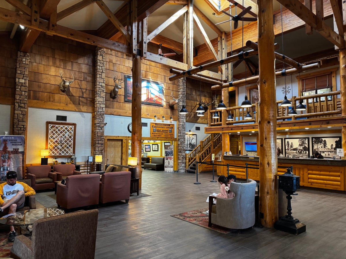 Best Western Plus Rubys Inn lobby seating