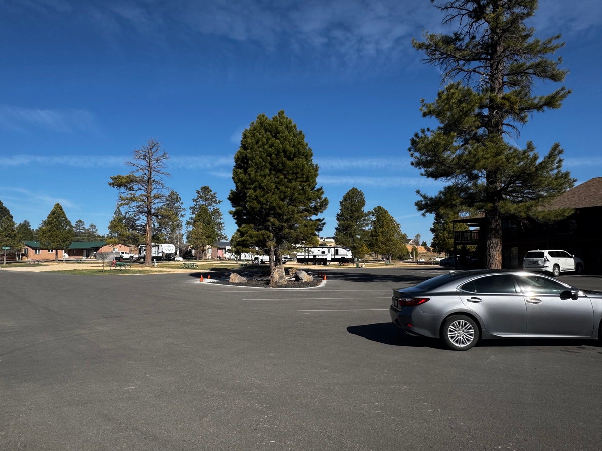 Best Western Plus Rubys Inn parking camping