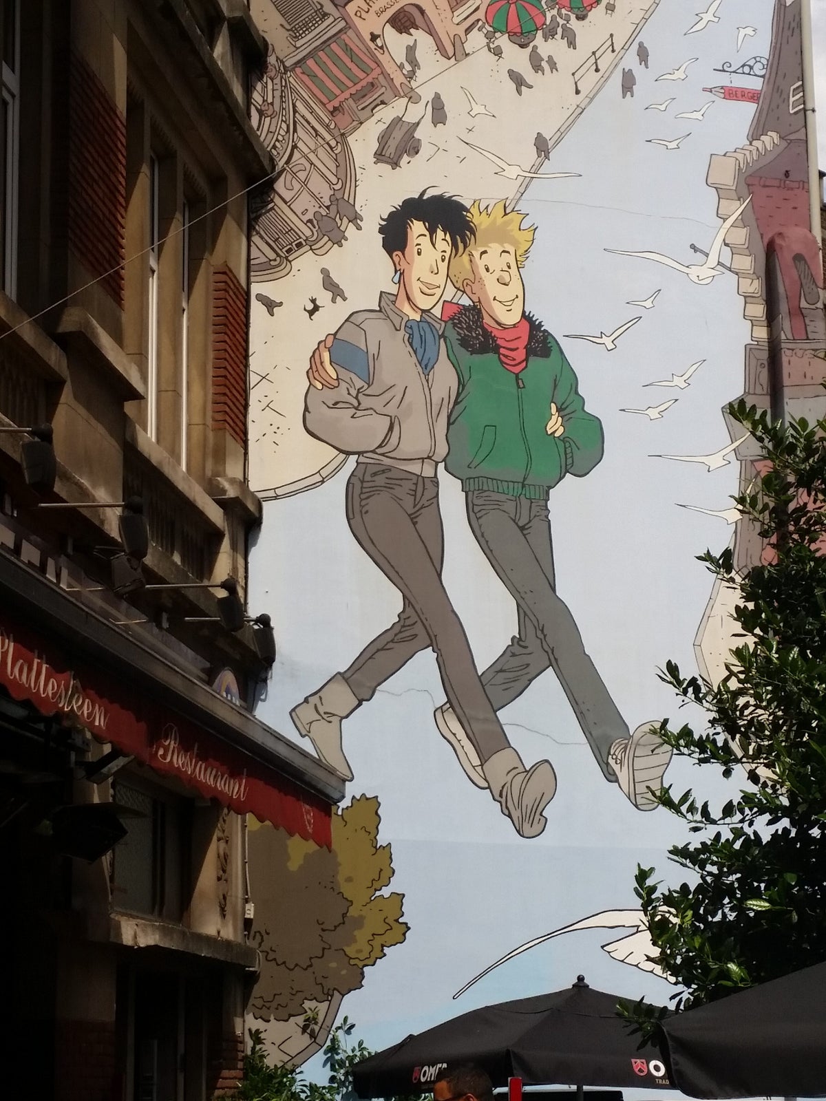 Brussels Art Mural Broussaille by Frank Pe