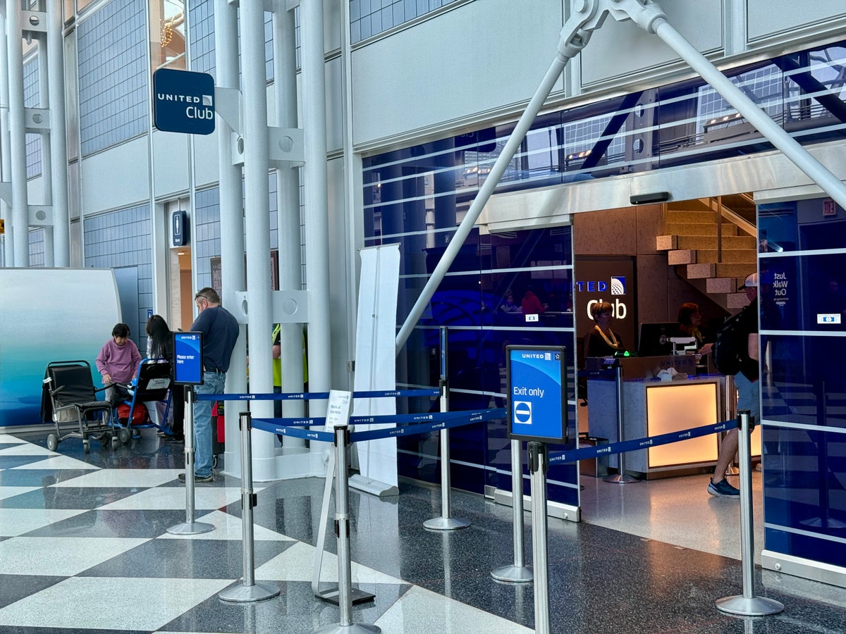 Chicago OHare ORD United Club Exterior