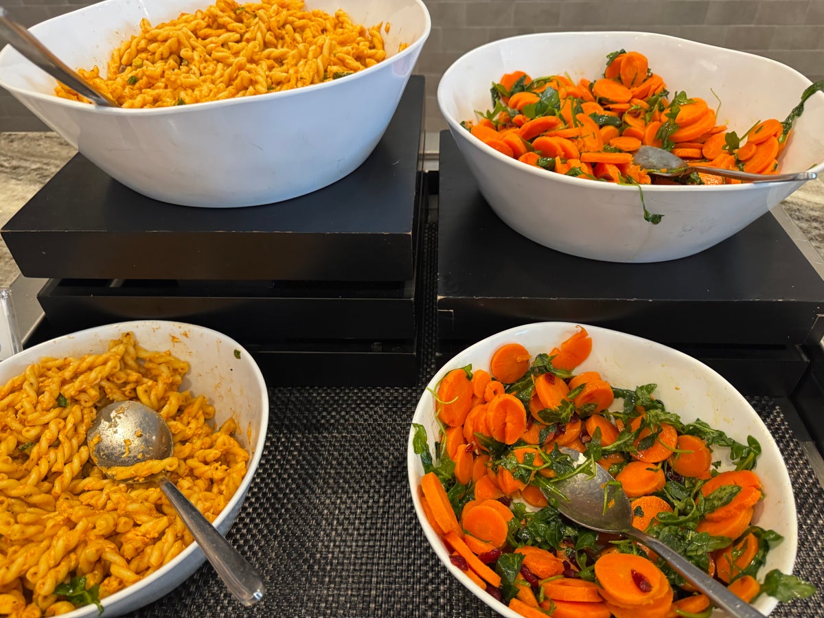 Delta Sky Club SLC Concourse A pasta carrots